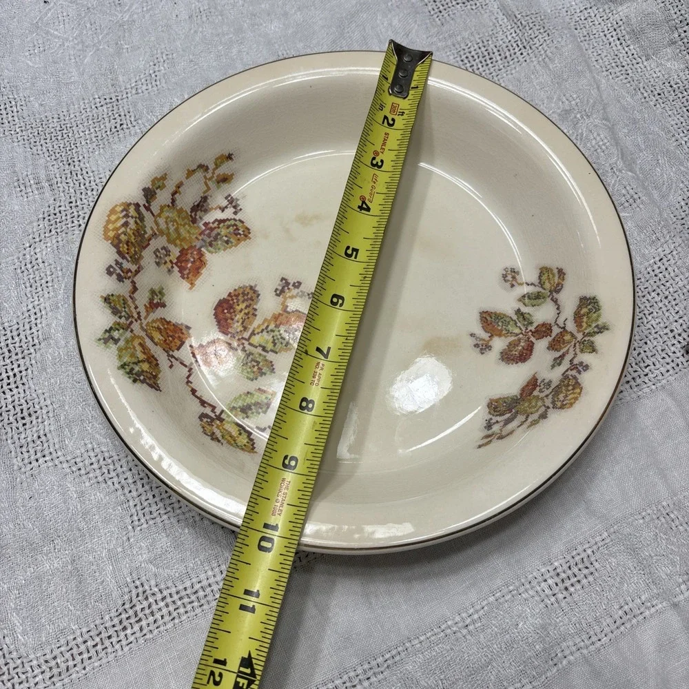 Vintage Crooksville China Co. Crossed Stitch Leaf Pie Plate